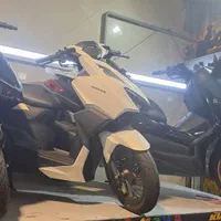 xmax 250 طلایی صفر سند سفید