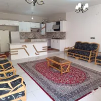 منزل مبله ویلایی همکف با پارک سه ماشین فقط مسافر|اجارهٔ کوتاه‌مدت آپارتمان و سوئیت|شیراز, کوی طلاب|دیوار