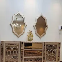 کنسول طلایی به همراه دوعدد آینه|بوفه، ویترین، کنسول|تهران, خواجه نصیر طوسی|دیوار