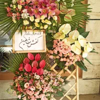 تاج گل دو طبقه|گل و گیاه طبیعی|اصفهان, ملک‌شهر|دیوار