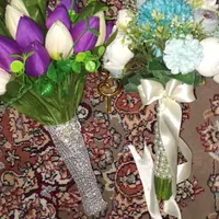 دو عدد گل عروس و داماد