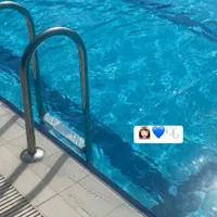 آموزش شنا و بانوان و کودکان
