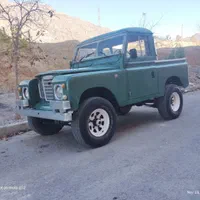 لندرور نیم تن