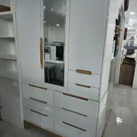 کمد دو تیکه.