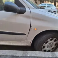 ریموت و کلید و سوییچ ماشین گم شده
