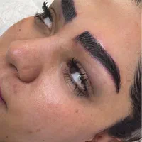 کاشت ابرو با خواب طبیعی
