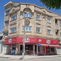۱۰۰ متر مغازه تجاری نبش آزادی ۲۳