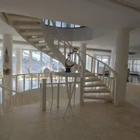اجاره عمارت  سفید  ۷خواب استخر  (لواسان،فشم)|اجارهٔ کوتاه‌مدت ویلا و باغ|فشم, |دیوار