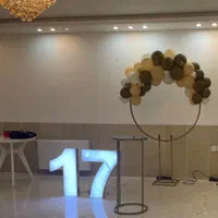 سالن جهت تولد دورهمی خانوادگی دوستانه زنانه|اجارهٔ کوتاه‌مدت ویلا و باغ|یزد, |دیوار