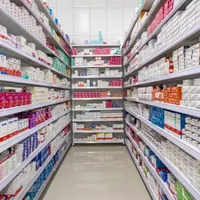 تکنسین داروخانه نسخه خوانی/استخدام معرفی به بازار