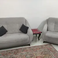 مبل ۴ نفره کاملا سالم و تمیز|مبلمان خانگی و میز عسلی|کرج, شهرک البرز|دیوار