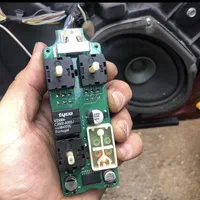 کلید شیشه بالابر ماتیز مورانو تیانا ماکسیما رونیز|قطعات یدکی و لوازم جانبی|تهران, کوی بیمه|دیوار