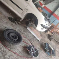 مکانیک سیار تعمیر درمحل امداد خودرو باطری سازی