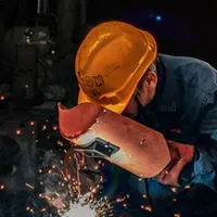 جوشکار درب وپنچره سازی آهنی