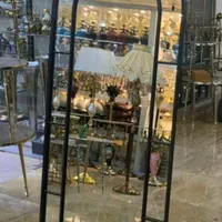 آیینه فروشی