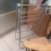 کار تمیز کردن راه پله و پارگینگ مجتمع و اداره