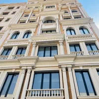 ۳۰۰ متر ، ولیعصر ، رازی ، نظامی