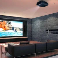 ویدیو پروژکتور با پرده