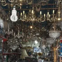 فروشنده خریدار لوستر قدیمی برنزی و آبکاری|لوستر و چراغ آویز|تهران, جنت‌آباد شمالی|دیوار