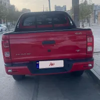 کی ام سی t8 مدل 1402|خودرو سواری و وانت|همدان, |دیوار
