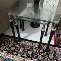 جلو مبلی  دو عدد میز عسلی  گلدان|مبلمان خانگی و میز عسلی|رباط‌کریم, |دیوار