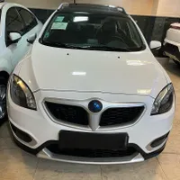 برلیانس کراس اتوماتیک 1650cc، مدل ۱۳۹۸
