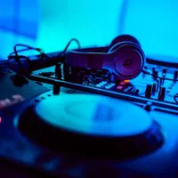 موزیک  dj  دی جی|خدمات پذیرایی، مراسم|قزوین, |دیوار