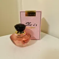 ادوپرفیوم زنانه شی ایز ماین she is mine la rive|آرایشی، بهداشتی، درمانی|تهران, اکباتان|دیوار