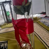 گل مصنوعی دکوری داخل حباب