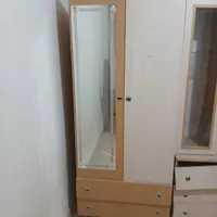 کمد لباس و کتابخانه