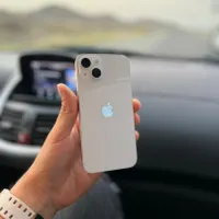 اپل iPhone 13 با حافظهٔ ۱۲۸ گیگابایت