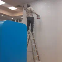 نقاش نقاشی ساختمان