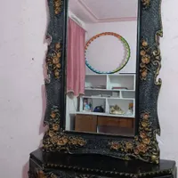آینه با میز
