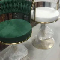 انواع آینه لایت میزناخن دکور آرایشگاه صندلی مردانه|آرایشگاه و سالن‌های زیبایی|تهران, شهرک ابوذر|دیوار