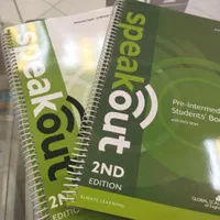 Speak out وworkbook وDVD|کتاب و مجله آموزشی|اصفهان, پارک مشتاق|دیوار
