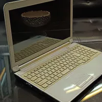 لپ تاپ فوجیتسو i7 رم 12 ژاپنی
