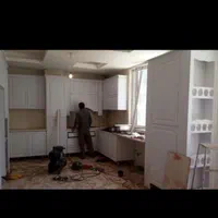 استاد کار کابینت باسابقه کاری بالا.