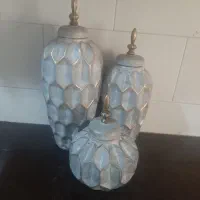 سه عدد دیکوری. تمیز وسالم  به رنگ طوسی