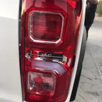 طلق فابریکی چراغ خطر جک kmc t8|قطعات یدکی و لوازم جانبی|شیراز, شاهچراغ|دیوار