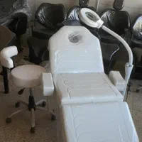 کانتر مشکی تخت مژه صندلی اصلاح ماساژ تخت تتو برقی|آرایشگاه و سالن‌های زیبایی|کرمانشاه, |دیوار