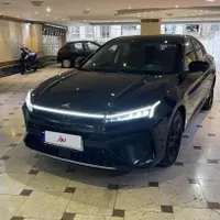 کی‌ام‌سی J7، مدل ۱۴۰۲