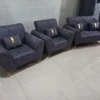 کاترینا.    مبل