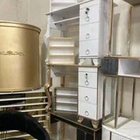 تخت تتو سرشور صندلی اصلاح تجهیزات آینه آرایشگاهی|آرایشگاه و سالن‌های زیبایی|شیراز, شهرک فرزانگان|دیوار