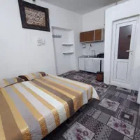 اجاره روزانه سوییت ۲۰ متری همکف ومرکز شهر