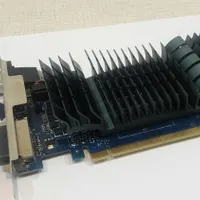 کارت گرافیک GT730 2G DDR5 و ۲ عدد رم ۴ گیگ DDR4|قطعات و لوازم جانبی رایانه|شهریار, |دیوار
