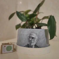 طراحی و خطاطی به صورت سفارشی روی گلدان بتنی|گل و گیاه طبیعی|تهران, ازگل|دیوار