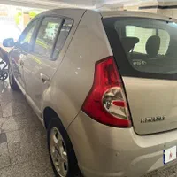 رنو ساندرو اتوماتیک، مدل ۱۳۹۶|خودرو سواری و وانت|تهران, تهران‌ویلا|دیوار