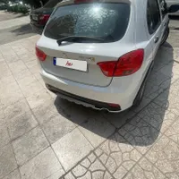 کوییک دنده‌ای R، مدل ۱۴۰۱