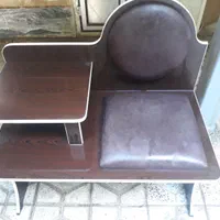 یک میز تلفن ام دی اف درحد