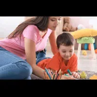 یک نفر خانم جهت پرستاری کودک نیازمند